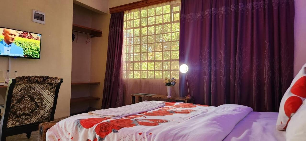 Sparkles Resort Meru Eksteriør billede